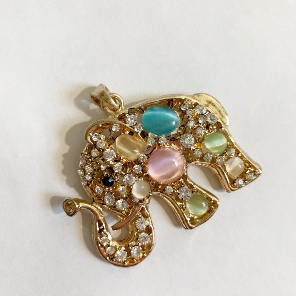 Vintage Elephant Pendant Charm Gold with Colorful Stones - Picture 2 of 4